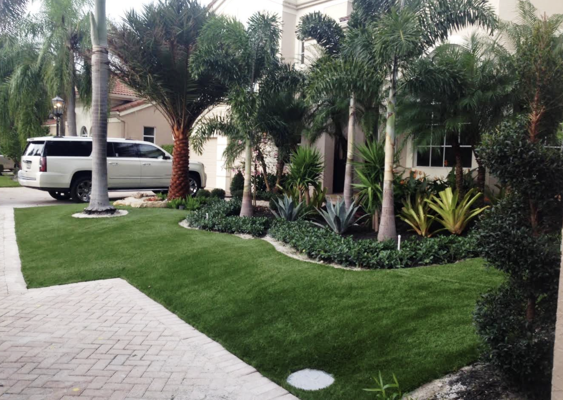 This is a picture of turf installation  in Fair Oaks, CA.